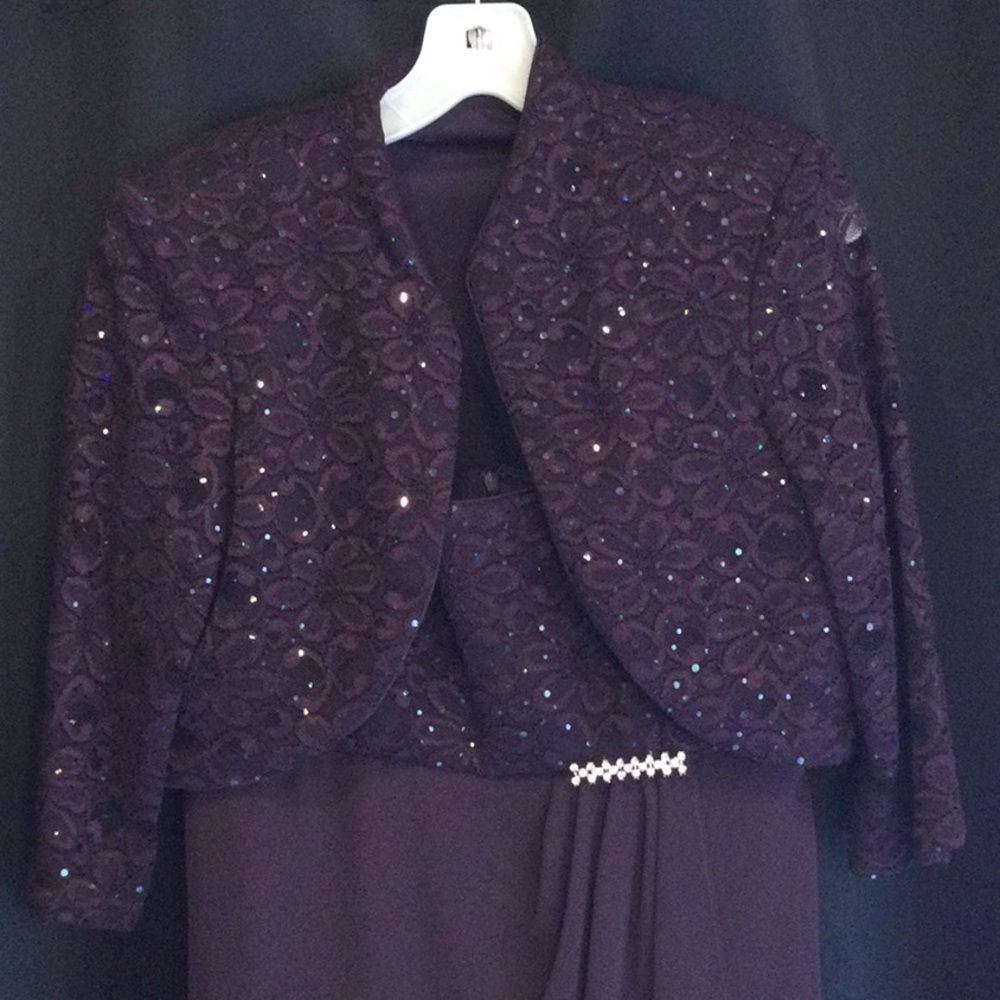 R&M RICHARDS WOMEN’S PARTY DRESS WITH BOLERO JACKET WITH SEQUINS.  SIZE 10